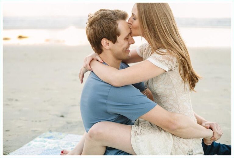 Mallory and Taylor's engagement session on Torrey Pines State Beach near San Diego. Photos by Poppy & Hive Photography.